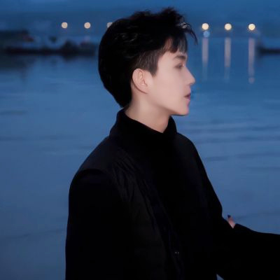 不易被发现的氛围感情头图片 2023一男一女分开有意境的情侣头像