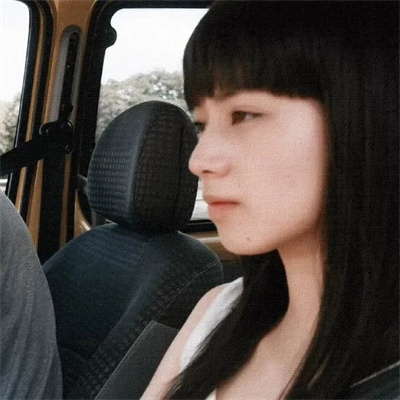 有质感好看又撩人的qq情侣头像 很有感觉的真人情侣头像一男一女