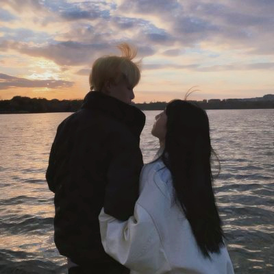 高级很有意境的海边情头图片大全 海边日落夕阳背影唯美情侣头像