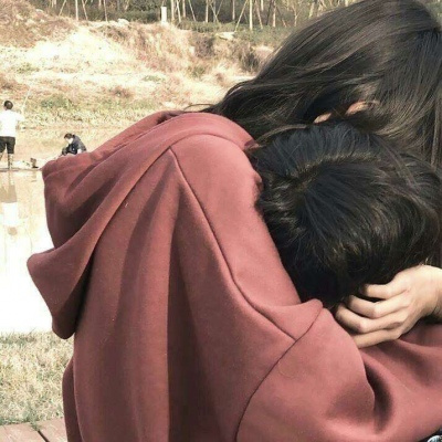 甜到炸的双人接吻微信情头 很强占有欲的真人情侣亲亲头像