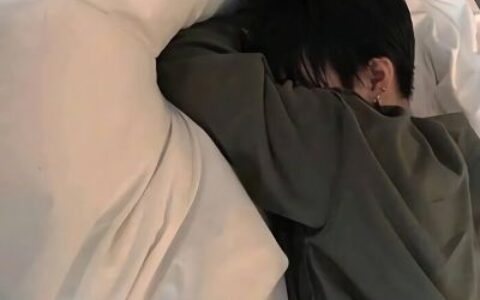 虐狗真人幸福的情头一人一半 超级好看超甜的幸福情侣头像