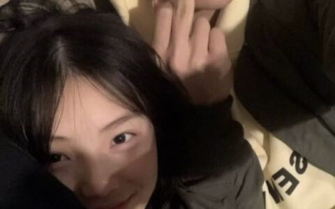 ins风情侣头像不明显真人 最好看的可爱甜甜一对情侣头像