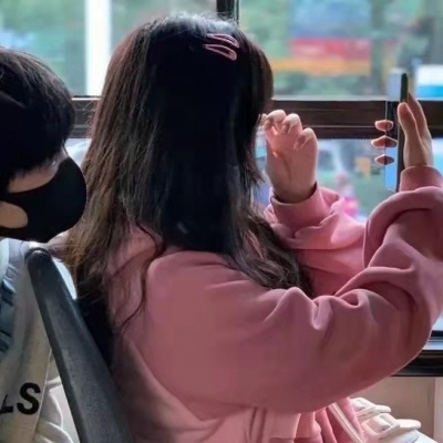 唯美情侣高清真人微信图片大全 不明显的背影情头一男一女分开
