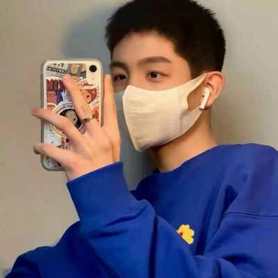 不太明显的唯美情侣头像图片 好看真人情头一人一张高清图片