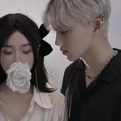 浪漫唯美的情头个性图片大全 双人情侣头像高清真人超甜图片