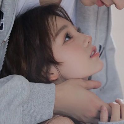 超好看男女高清情头微信图片 真人情侣头像甜蜜双人两张唯美