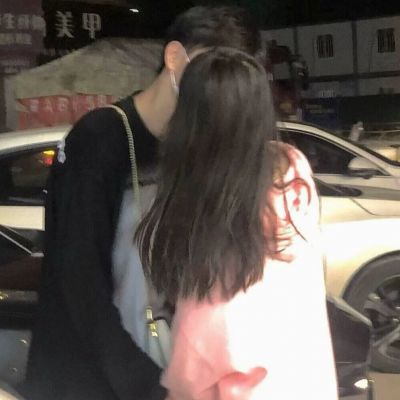 超甜情侣高清一人一张图片大全 温柔到爆的真人神仙情头