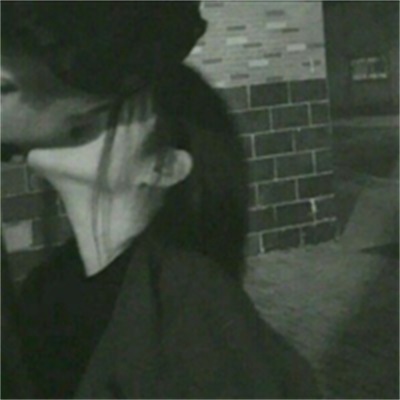 超甜情头一对两张高清图片大全 女生和男生接吻微信头像图片