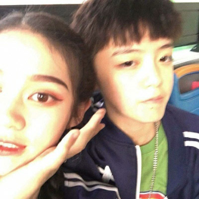 唯美浪漫真人情侣头像图片大全 两组高清独一无二的情头图片