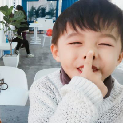 唯美乖巧情侣图片大全 最近一组可爱的情侣头像