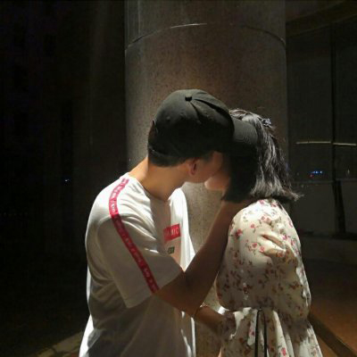 情侣专属个性图片大全 情侣高清唯美意境头像