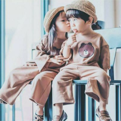乖巧唯美情侣图片大全 可爱小孩情侣头像超萌