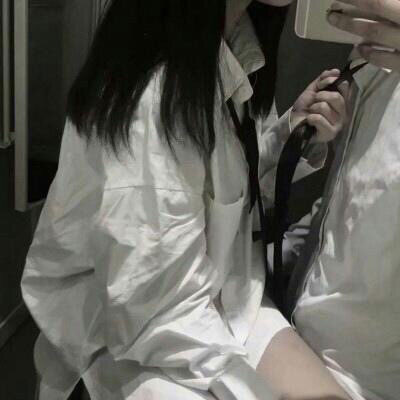 黑白唯美浪漫图片大全 情侣头像身体部位双人
