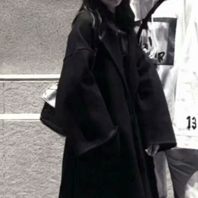 黑白唯美浪漫图片大全 情侣头像身体部位双人