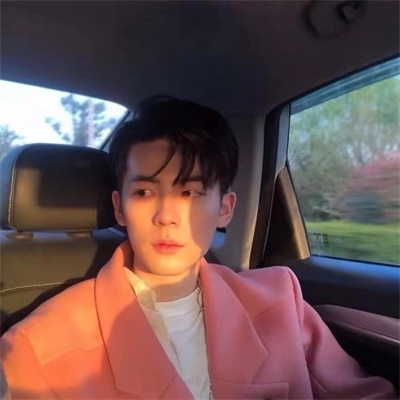 情头可爱不容易看出来 不显眼的情侣头像一男一女