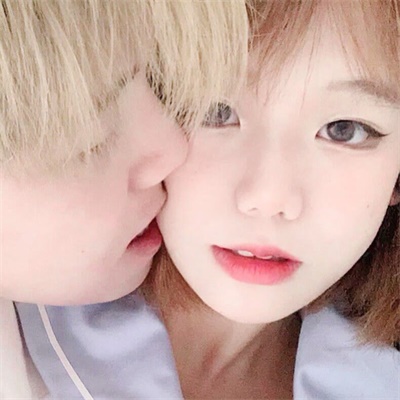 唯美情头像情侣一对两张 高质量情头双人两张真人