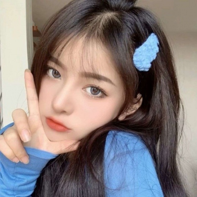 女生的图片简单唯美 独一无二唯美的图片女生简单