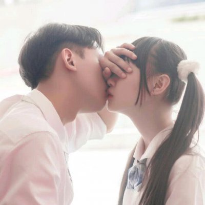 非常甜又恩爱的情头一对两张 恩爱情侣甜蜜头像双人