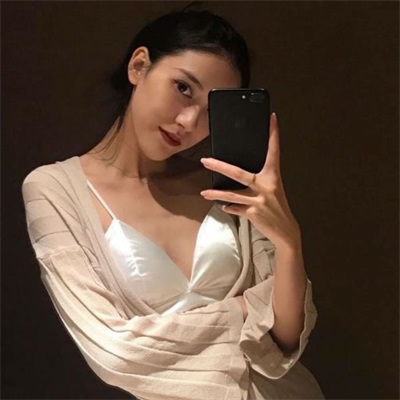 酷酷的真人高清图片 一左一右高冷情侣头像