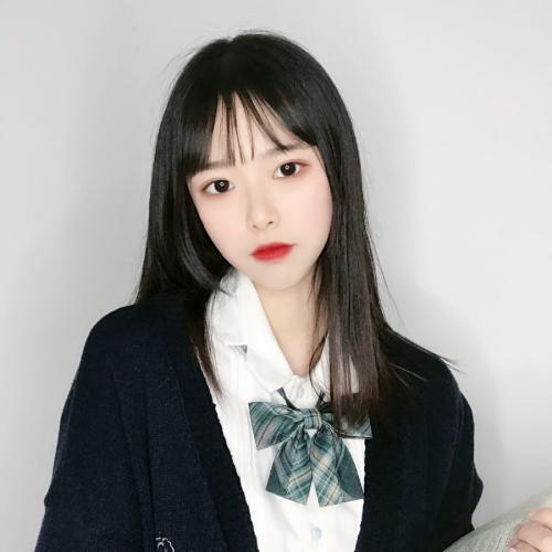 唯美画风超甜蜜 恩爱情侣头像一人一半单人版