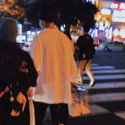网红 新款 情侣头像