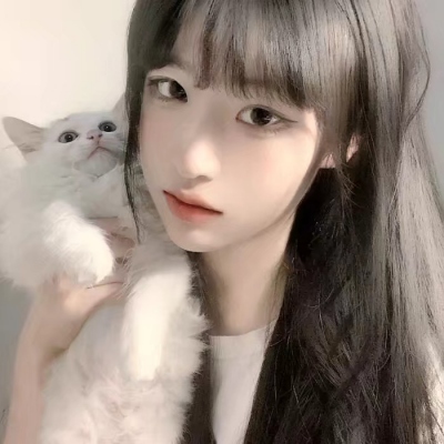 高清可爱女生有地位的情侣头像图片 情侣头像凸显女生地位