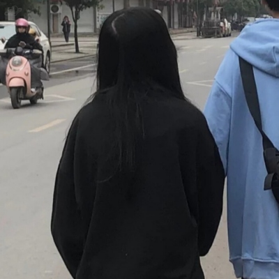 高清一对两张的可爱真人情头不露脸图片 真人情头明显不露脸