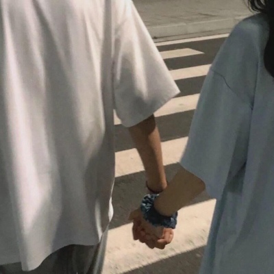 高清超甜的秀恩爱情侣头像撒狗粮图片 情侣头像恩爱超甜真人两张