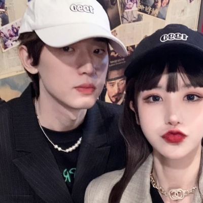 高清好看的男女两张情侣头像图片 qq头像男女合照情侣