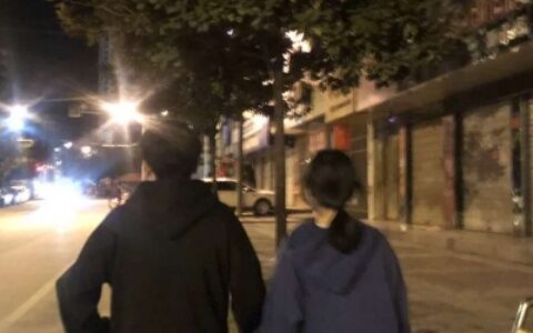 qq情侣头像好看最火图片