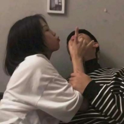 超甜 恩爱 幸福 真人头像女生超拽超酷情头