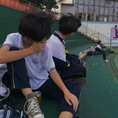 情头情侣双人一对两张图片