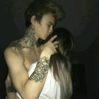 高清双人的欧美情头像情侣两张图片 欧美范情侣头像两张
