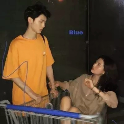 高清好看的真人情侣头像漂亮帅气一对两张 真人情头一男一女两张