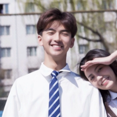 高清浪漫的大学生情侣头像一男一女图片 大学浪漫情侣头像