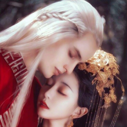 高清红衣婚嫁的情侣头像图片 红衣情侣头像一对