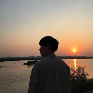 高清单人的情侣头像黄昏背影图片头像 夕阳情侣头像一左一右