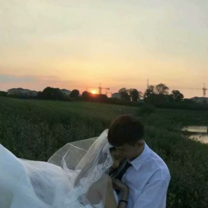 高清浪漫的婚纱情头像侣头像一对两张 婚纱情头