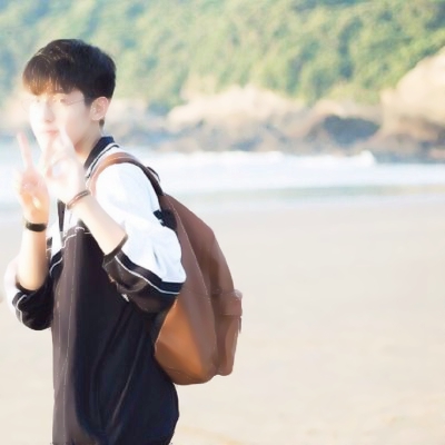 高清好看的情侣背影微信头像也有侧脸的 情侣微信头像背影