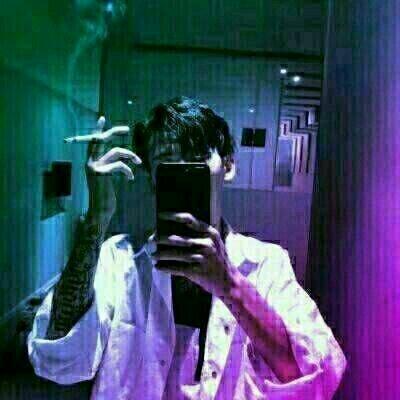 高清一男一女的意境头像情侣图片 头像情侣意境