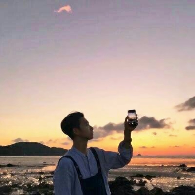 高清唯美的qq头像背影情侣专用图片 情侣头像背影全身唯美