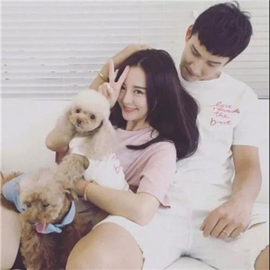 高清好看的情侣头像抱着猫咪帅气图片 情侣头像一男一女带猫