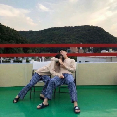 高清好看的微信情侣头像一对两张图片 微信情头两张一对