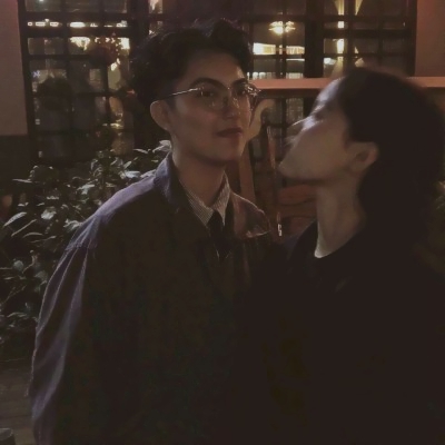 高清好看的微信情侣头像一对两张图片 微信情头两张一对