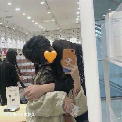 高清好看的男女情头不露脸 不露脸情侣头像一对两张