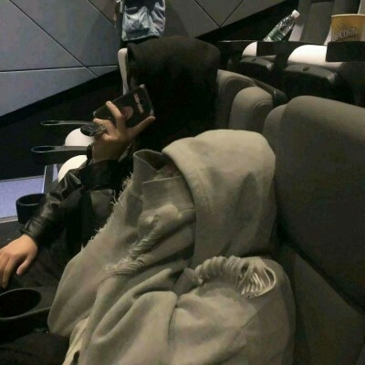 高清好看的男女情头不露脸 不露脸情侣头像一对两张