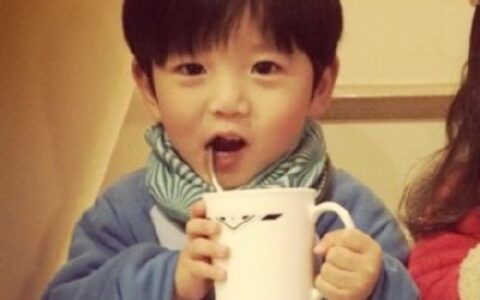 高清好看的可爱小孩头像情侣图片 小孩头像情侣