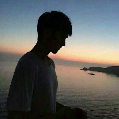 高清浪漫的海边情侣头像一男一女图片 海边情侣头像一对两张