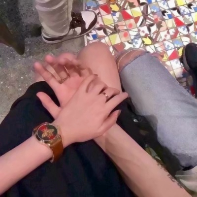 高清好看的情侣头像只有手 情侣头像手控一对两张
