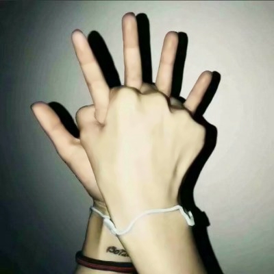 高清好看的情侣头像只有手 情侣头像手控一对两张